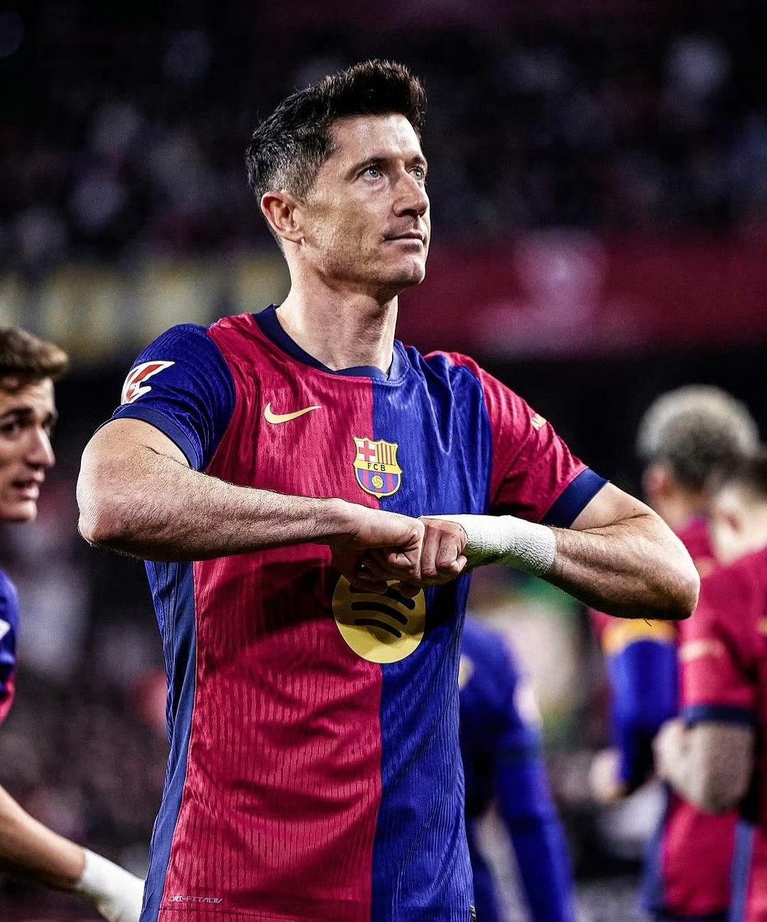 包含拜仁绝杀巴黎圣日耳曼,阿扎尔梅开二度法甲的词条 包含拜仁绝杀巴黎圣日耳曼,阿扎尔梅开二度法甲的词条