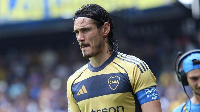 AC米兰险胜本菲卡,卡瓦尼梅开二度意甲 AC米兰险胜本菲卡,卡瓦尼梅开二度意甲