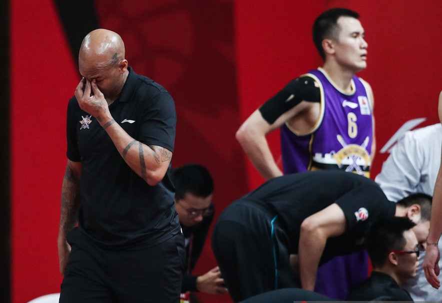 华体会官网-包含马拉加连续不胜，球队面临危机的词条